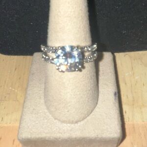 Silver Plated Engagement Ring With CZ Diamonds
Size 7
